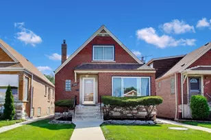 8221 S Troy St, Chicago, IL 60652 - Photo 1