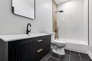 8412 S Green St, Chicago, IL 60620 - Photo 15