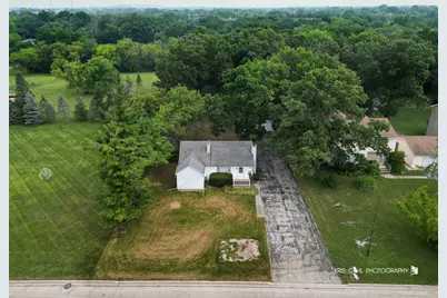 3152 27th Street, Zion, IL 60099 - Photo 3