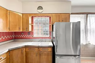 1924 Clinton Ave, Berwyn, IL 60402 - Photo 11