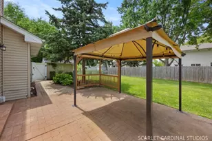 235 Westbrook Cir, Naperville, IL 60565 - Photo 15