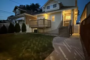 1322 Euclid Ave, Berwyn, IL 60402 - Photo 3