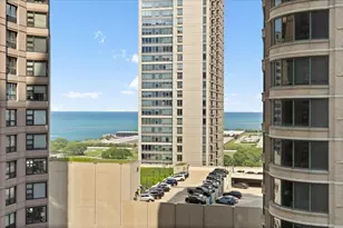 400 E Ohio St, Chicago, IL 60611 - Photo 27