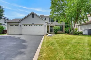 10669 Wheatlands Way, Huntley, IL 60142 - Photo 3