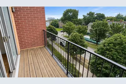 3342 W 19th Street #4W, Chicago, IL 60623 - Photo 5