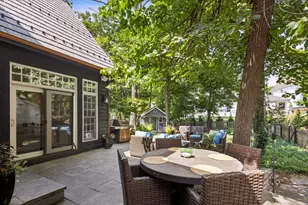678 Oak St, Glen Ellyn, IL 60137 - Photo 39