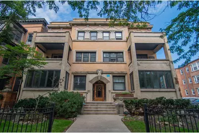 844 W Lakeside Place, Chicago, IL 60640 - Photo 1