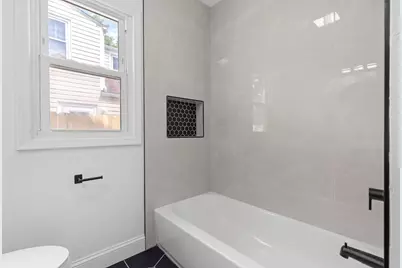 1719 Carney Avenue, Rockford, IL 61103 - Photo 15