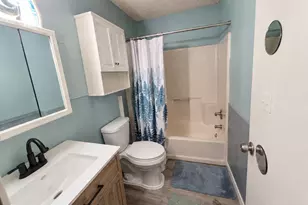 4490 Lake Dr, Granite City, IL 62040 - Photo 15