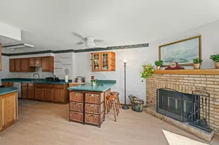 1566 N Windsor Dr, Arlington Heights, IL 60004 - Photo 17