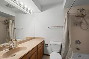 1566 N Windsor Dr, Arlington Heights, IL 60004 - Photo 27