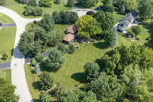 40W170 Deer Run Dr, Saint Charles, IL 60175 - Photo 41