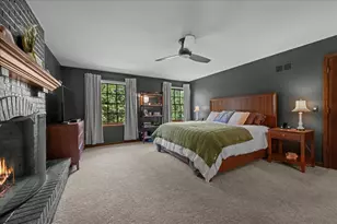 40W170 Deer Run Dr, Saint Charles, IL 60175 - Photo 17