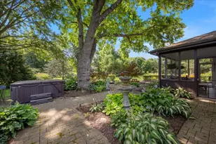 40W170 Deer Run Dr, Saint Charles, IL 60175 - Photo 31