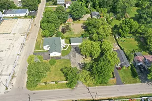 1513 12th St, Waukegan, IL 60085 - Photo 31