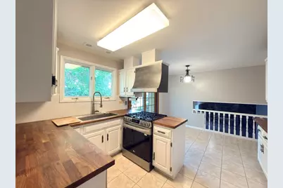 7826 Dunham Road, Downers Grove, IL 60516 - Photo 11