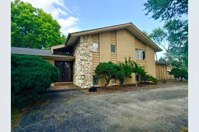 7826 Dunham Road, Downers Grove, IL 60516 - Photo 1