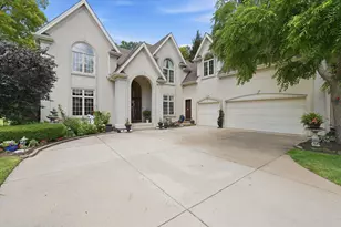 1108 Chadwick Ct, Aurora, IL 60502 - Photo 1