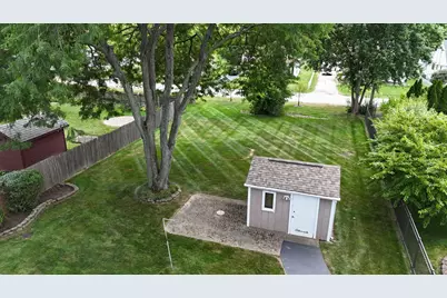 23 W 56th Place, Westmont, IL 60559 - Photo 3