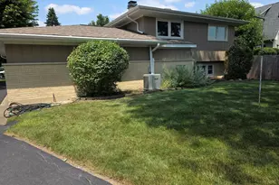 23 W 56th Pl, Westmont, IL 60559 - Photo 13