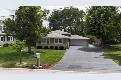 23 W 56th Place, Westmont, IL 60559 - Photo 1