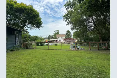 320 E Lincoln Avenue, Watseka, IL 60970 - Photo 27