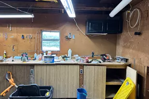 320 E Lincoln Ave, Watseka, IL 60970 - Photo 5