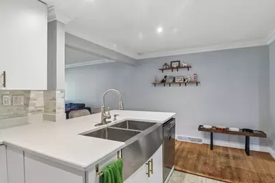 151 S Ashland Avenue, Palatine, IL 60074 - Photo 13