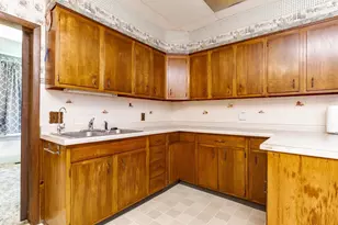 13223 N 2760 Rd, Forrest, IL 61741 - Photo 9