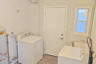 138 Algonquin St, Park Forest, IL 60466 - Photo 9