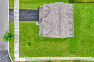 12404 S Blue Water Pkwy, Plainfield, IL 60585 - Photo 49