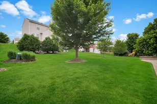 321 Parker Pl, Oswego, IL 60543 - Photo 43