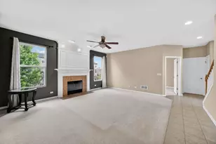 321 Parker Pl, Oswego, IL 60543 - Photo 7