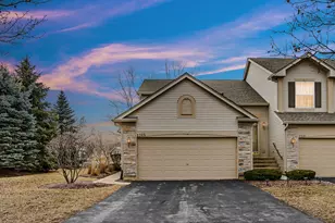 2325 Summerlin Dr, Aurora, IL 60503 - Photo 1