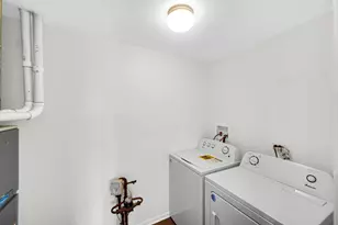 2325 Summerlin Dr, Aurora, IL 60503 - Photo 19