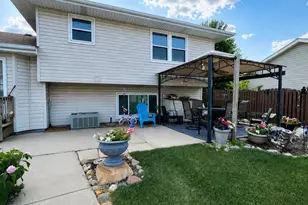 1414 Howland Dr, Joliet, IL 60431 - Photo 23