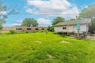 405 N Iowa Ave, Villa Park, IL 60181 - Photo 15