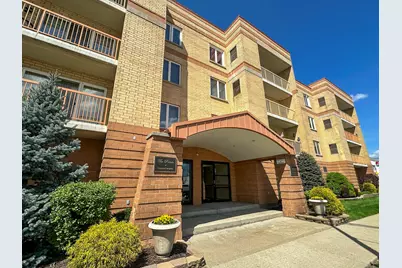 4700 N Harlem Avenue #306, Harwood Heights, IL 60706 - Photo 1