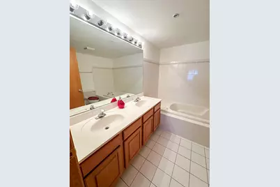 4700 N Harlem Avenue #306, Harwood Heights, IL 60706 - Photo 11