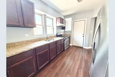 7821 S Phillips Avenue #3, Chicago, IL 60649 - Photo 17