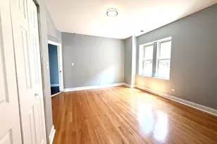 7821 S Phillips Ave, Chicago, IL 60649 - Photo 7