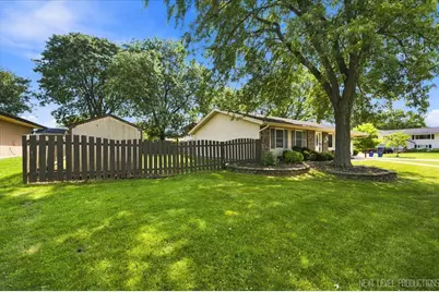 817 Stamford Court, Schaumburg, IL 60193 - Photo 21