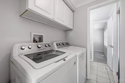 817 Stamford Court, Schaumburg, IL 60193 - Photo 13