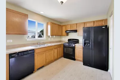 6820 Ayre Drive, McHenry, IL 60050 - Photo 9