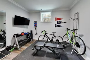 2229 W Farragut Ave, Chicago, IL 60625 - Photo 29