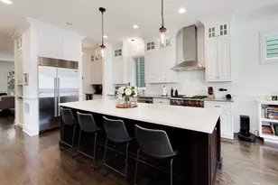 2229 W Farragut Ave, Chicago, IL 60625 - Photo 9