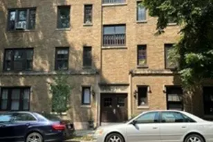2432 W Greenleaf Ave, Chicago, IL 60645 - Photo 25