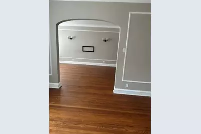 2432 W Greenleaf Avenue #2, Chicago, IL 60645 - Photo 7