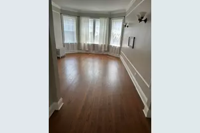 2432 W Greenleaf Avenue #2, Chicago, IL 60645 - Photo 5
