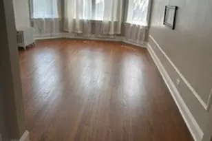 2432 W Greenleaf Ave, Chicago, IL 60645 - Photo 5